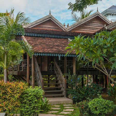 Phum Khmer Lodge Siem Reap Exterior foto